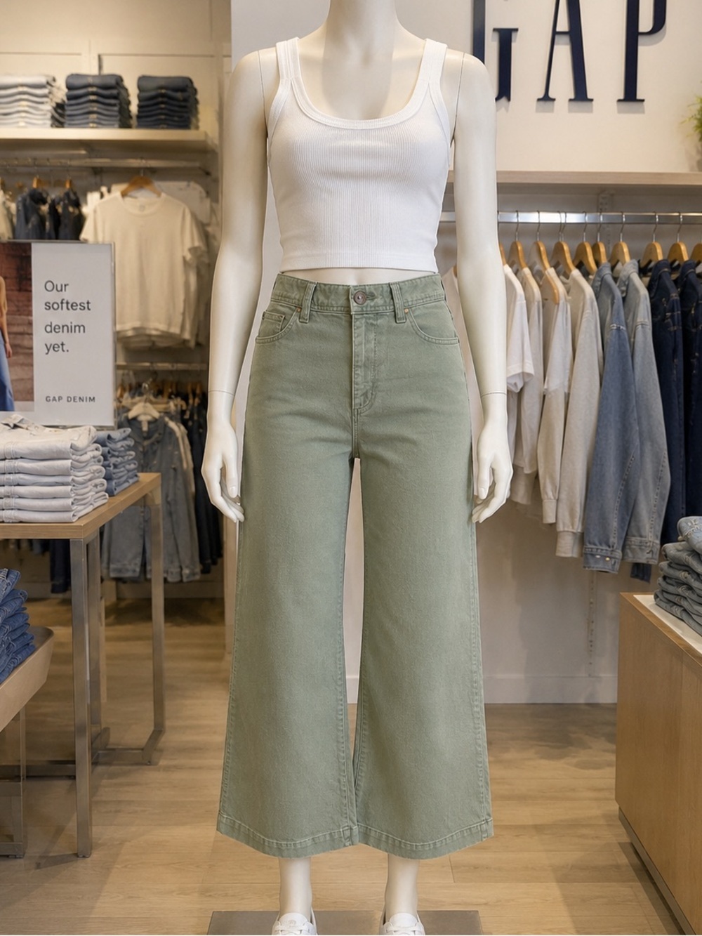 GAP High Rise Wide Leg Crop Jeans Sage Green Women’s Size 6 Stretch